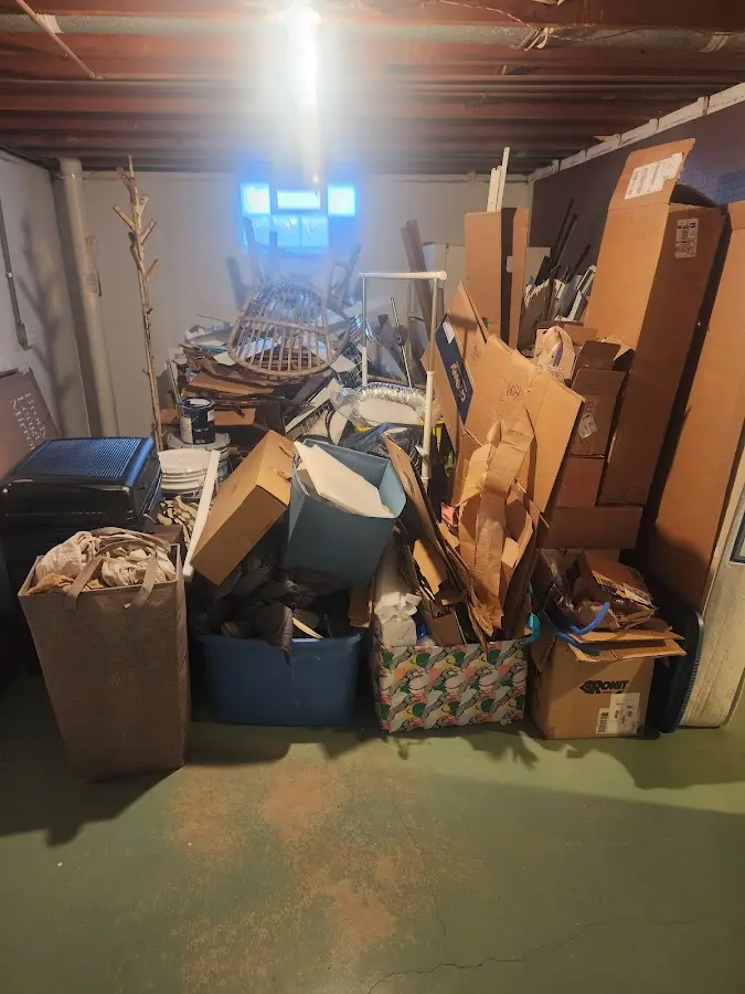 Roll-off dumpster container at job site for Cleanout Dumpster Rental in Evergreen Park